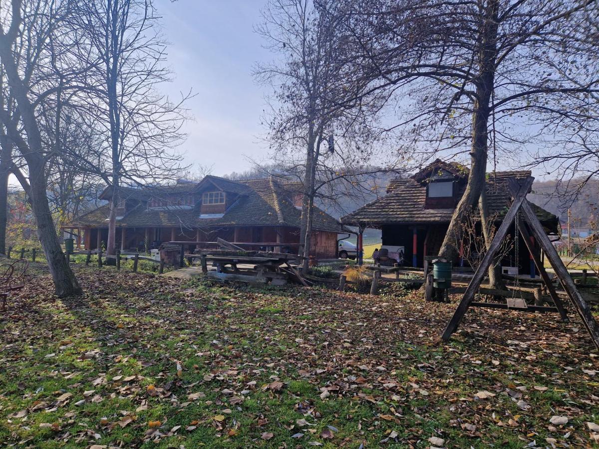 Kumova Vodenica Villa Markova Crkva Exteriör bild