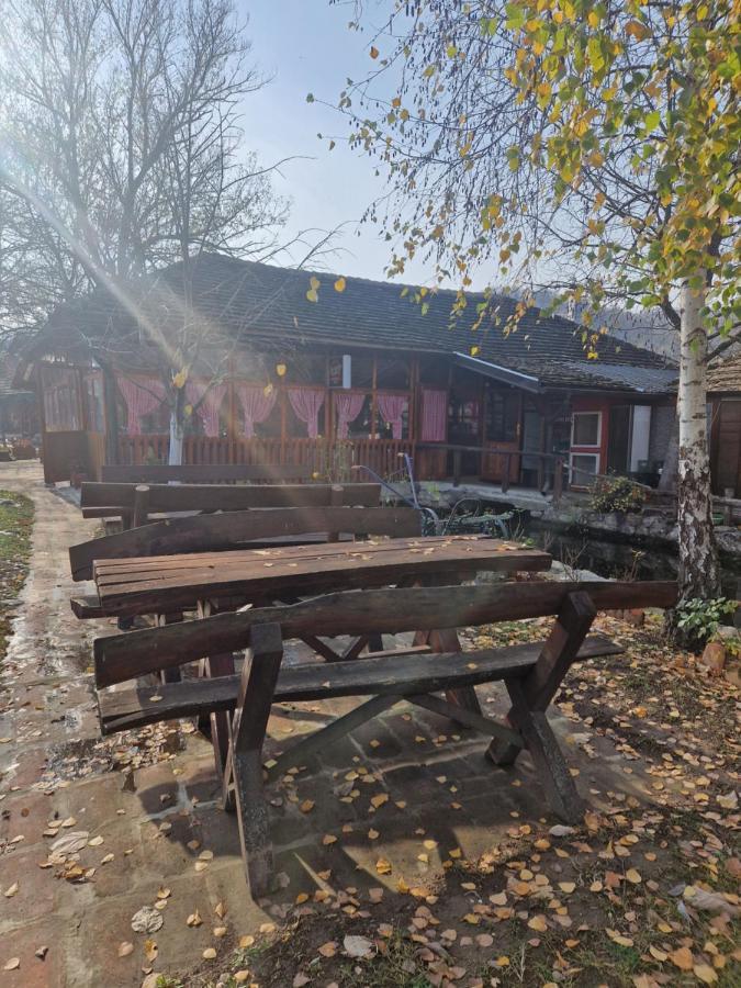 Kumova Vodenica Villa Markova Crkva Exteriör bild